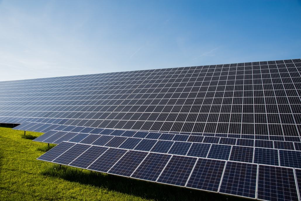 Instalaciones de placas solares como energías renovables